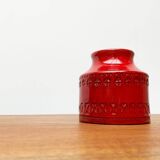 Italian red ceramic vase from the mid-century by Aldo Londi for Bitossi, 1960s.