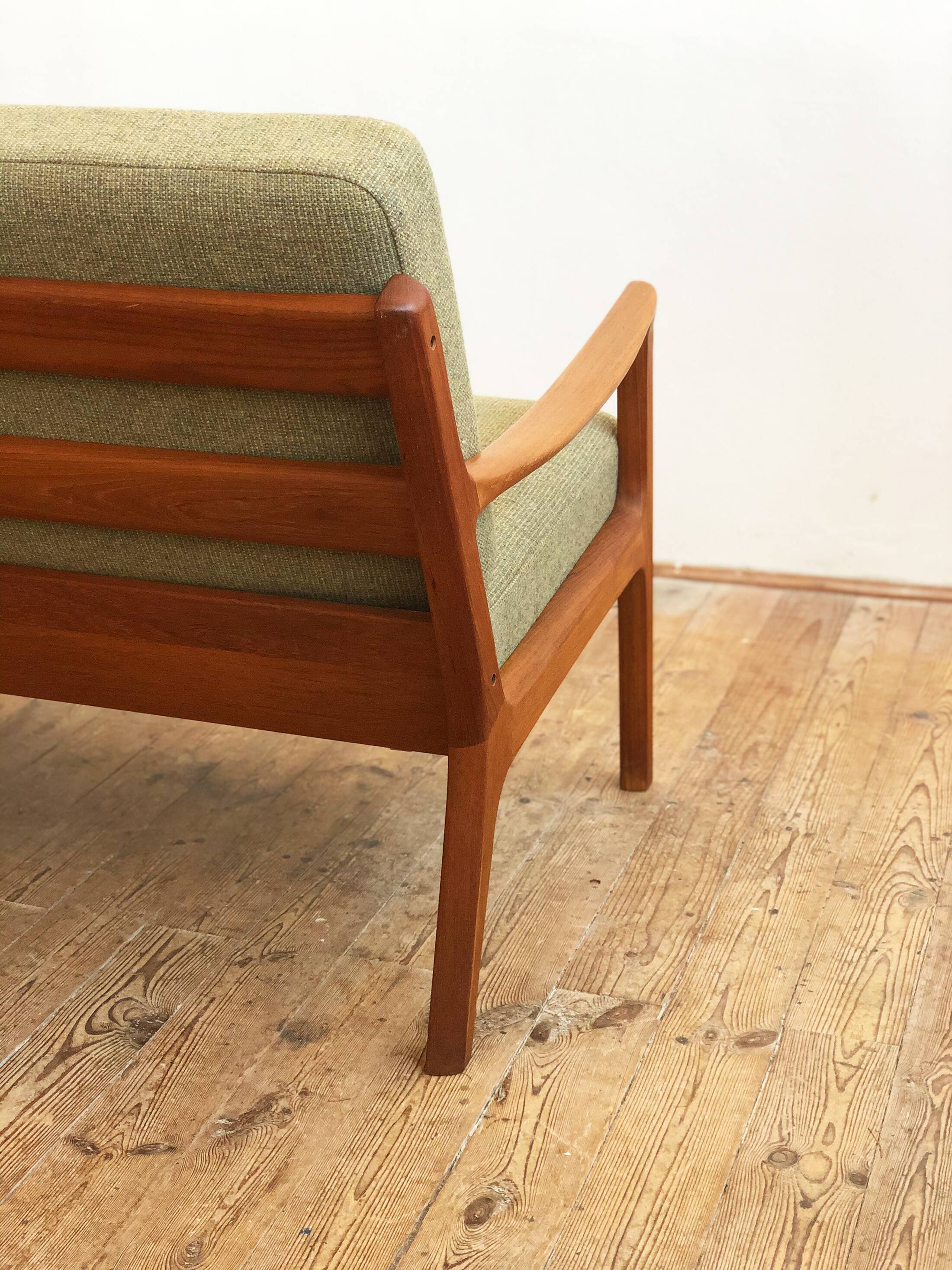 Mid-century modern teak sofa, senator series by Ole Wanscher for Cado