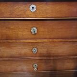 Mahogany chest of drawers