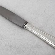 12 dessert, cheese, and hors d'oeuvre knives Grand Prix, Art Deco in silver-plated metal.
