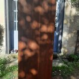 Asymmetrical cabinet