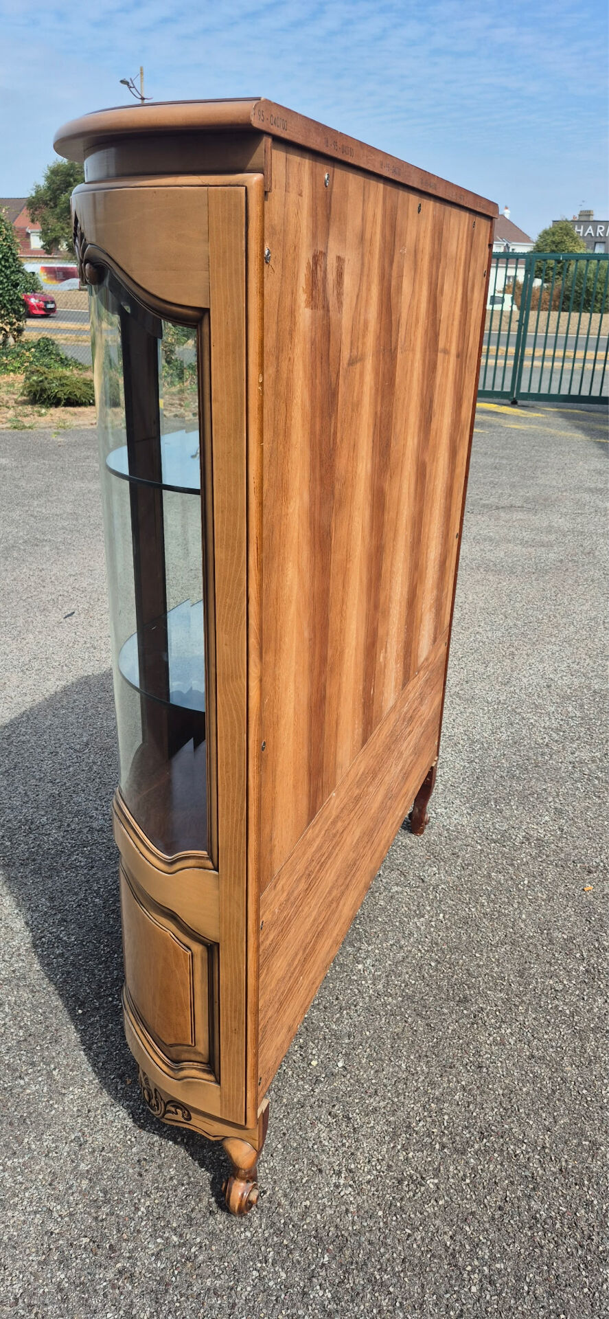 Large curved display cabinet in cherry wood in Louis XV style – 20th century