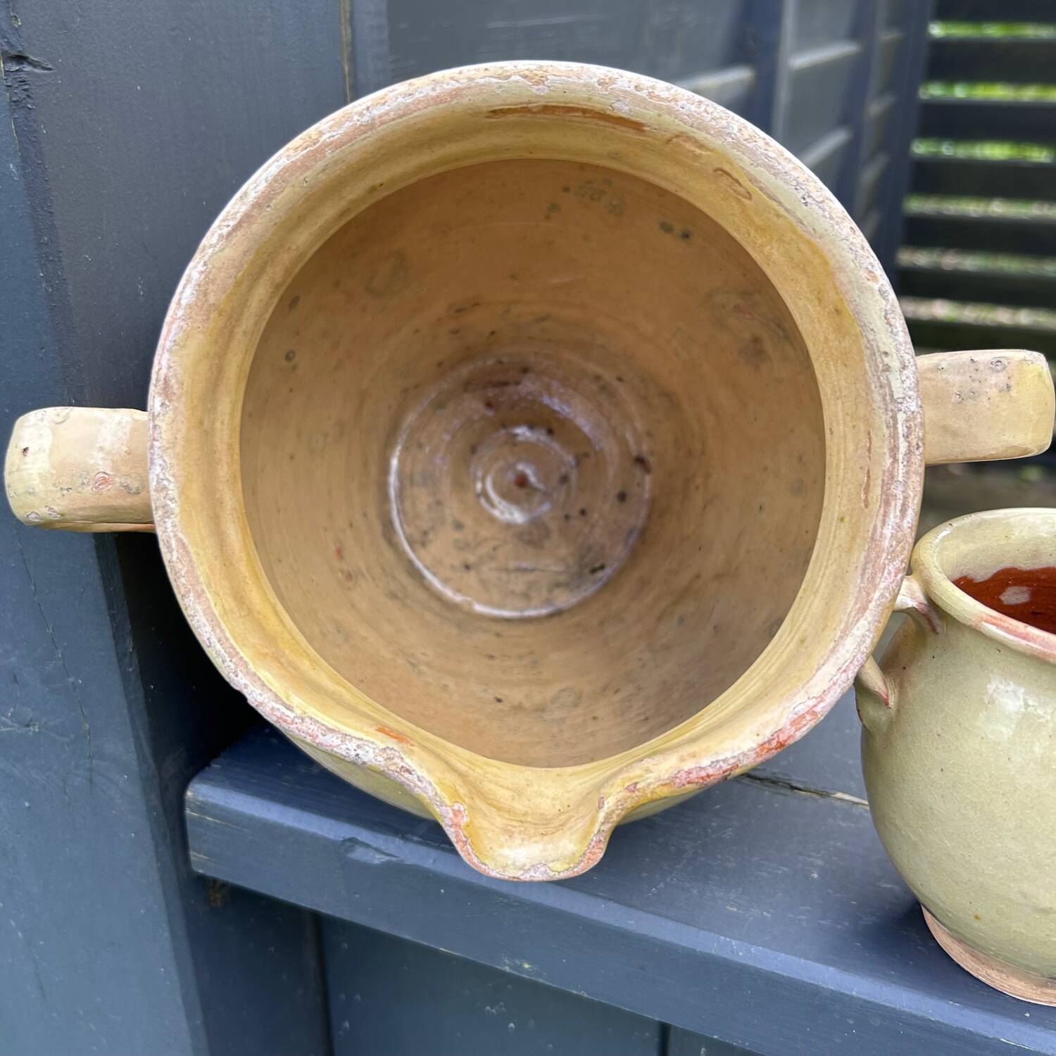 Antique vanilla yellow jars