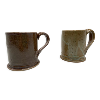Duo of stoneware mugs