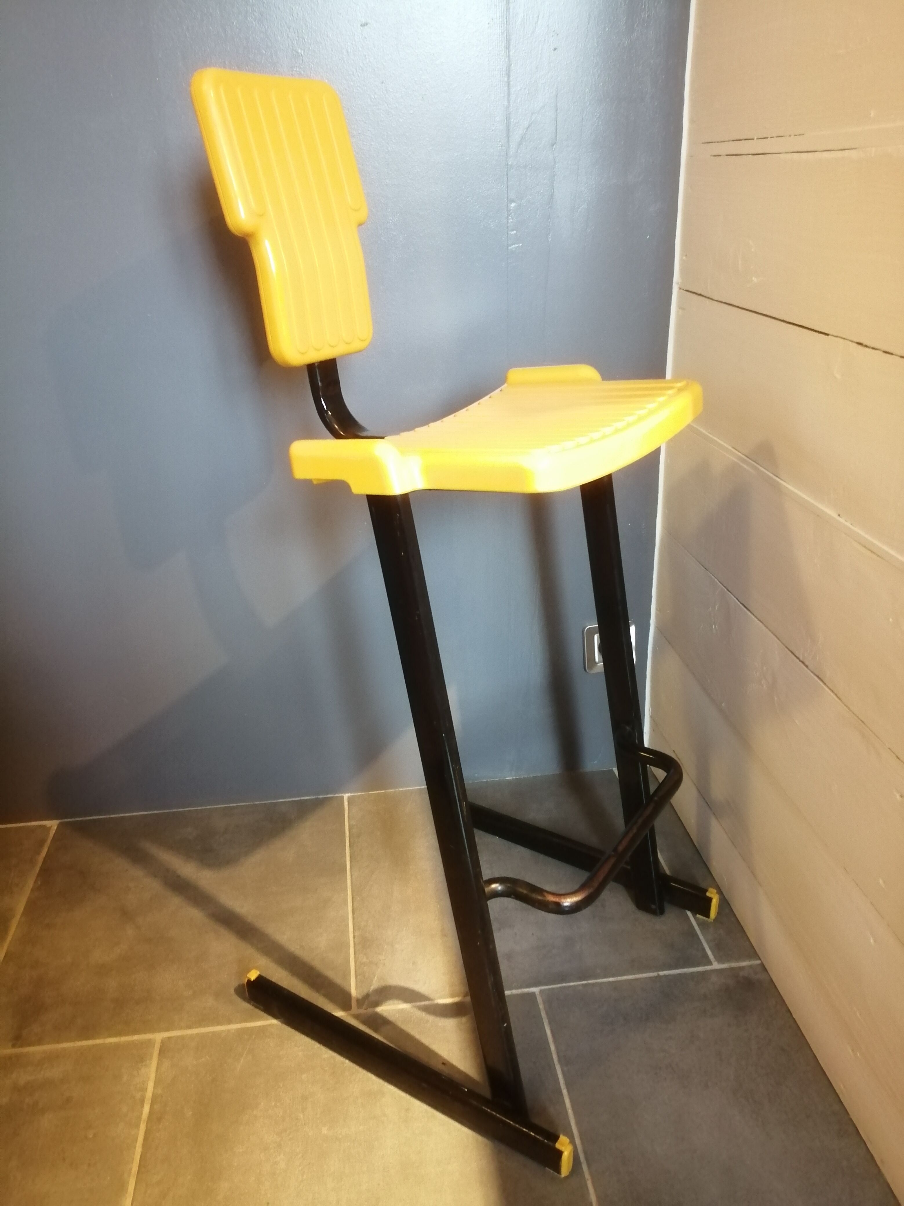 Van Onck design bar high chair