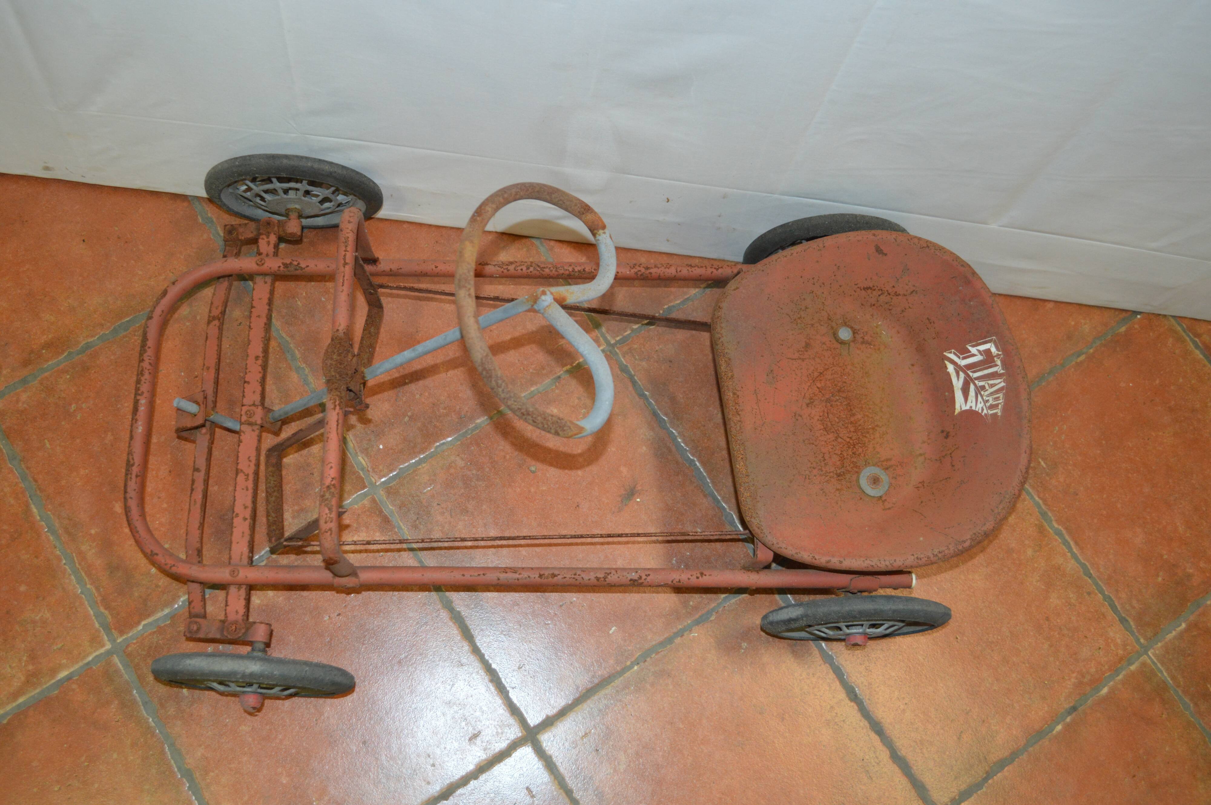 Children's pedal kart