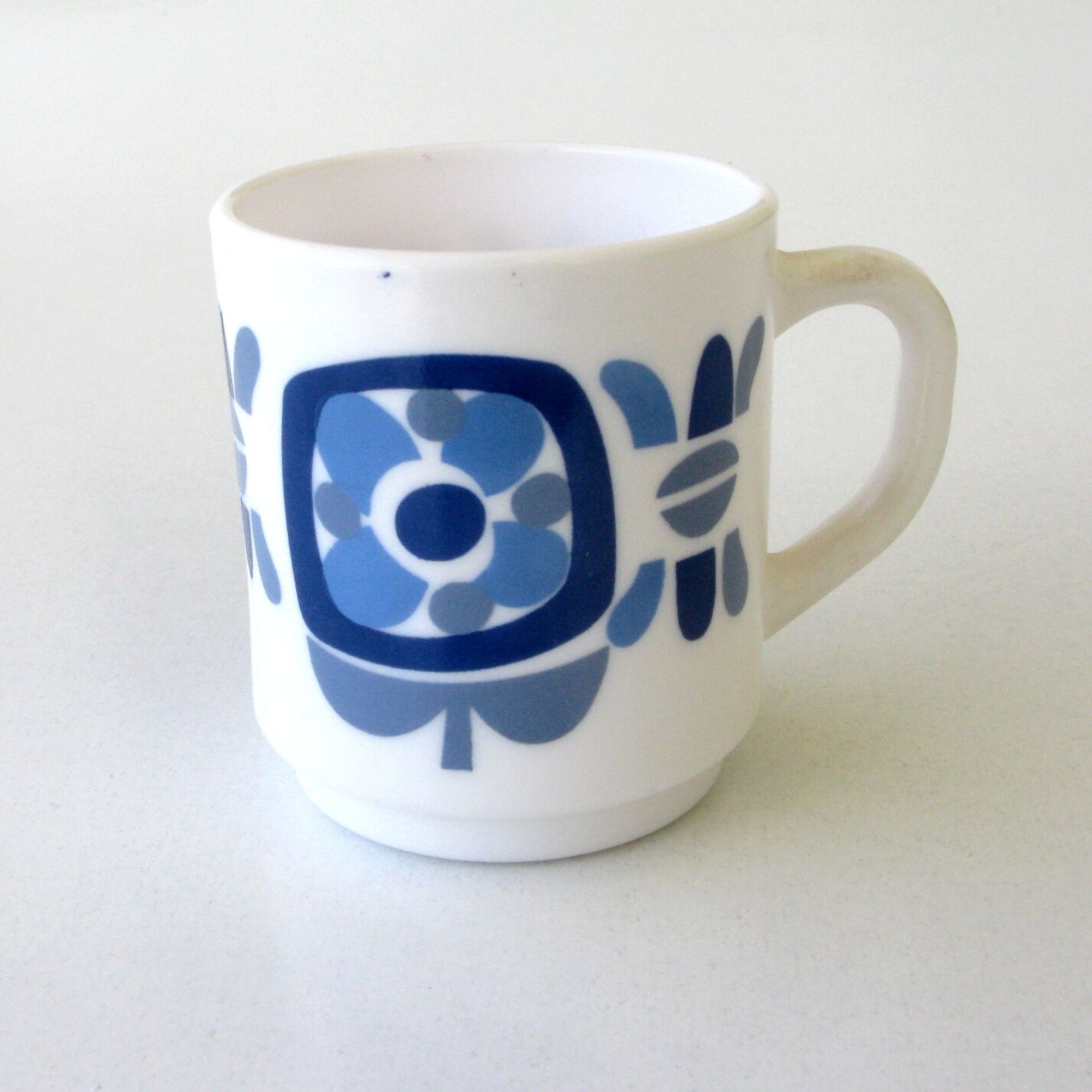 Lot 2 mugs mobil - arcopal vintage from the 70s/80s