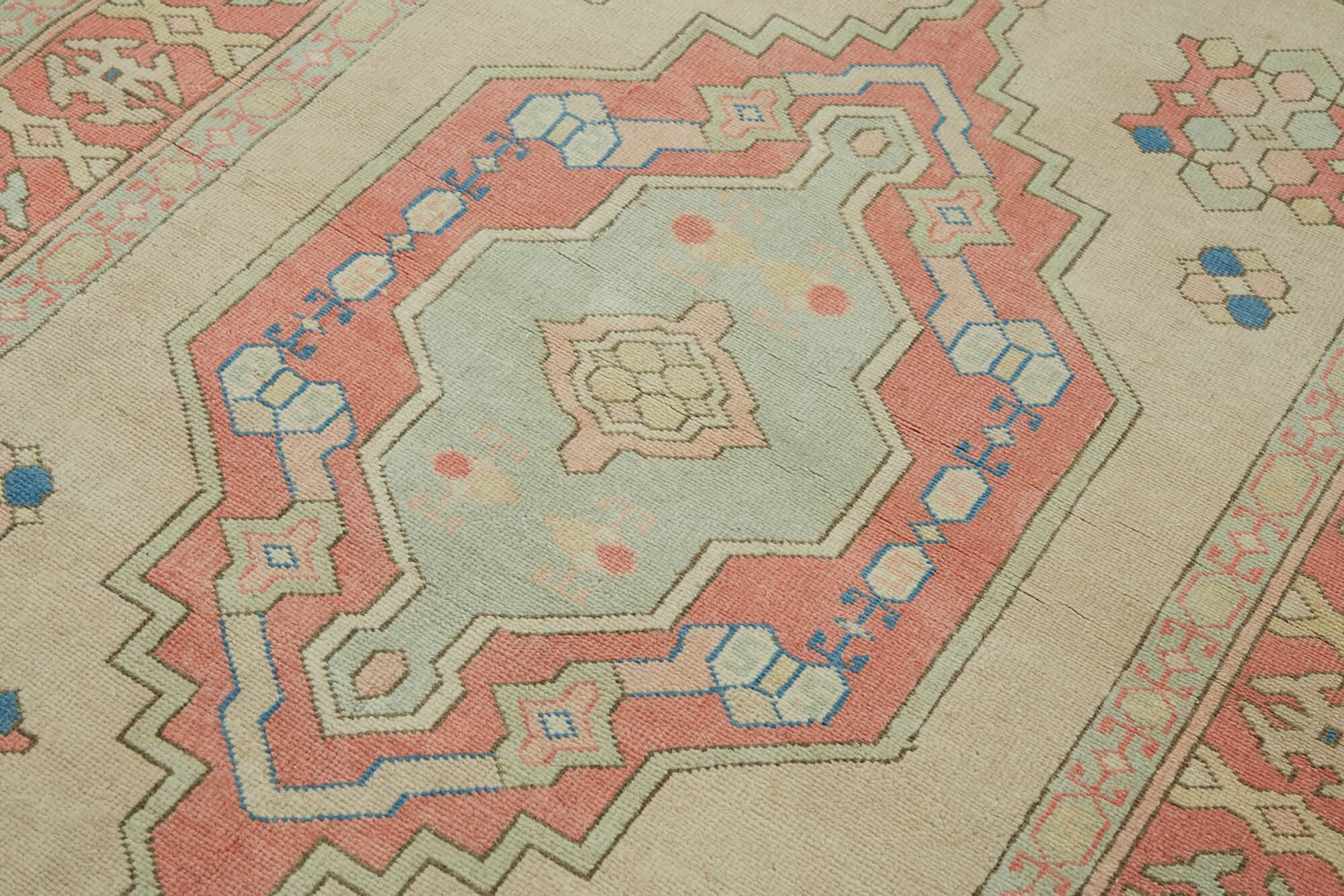 Turkish Vintage Anatolian Rug 139 cm x 226 cm
