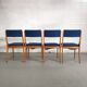 Lot de 4 chaises vintage piètement bois et tissu bleu circa 60