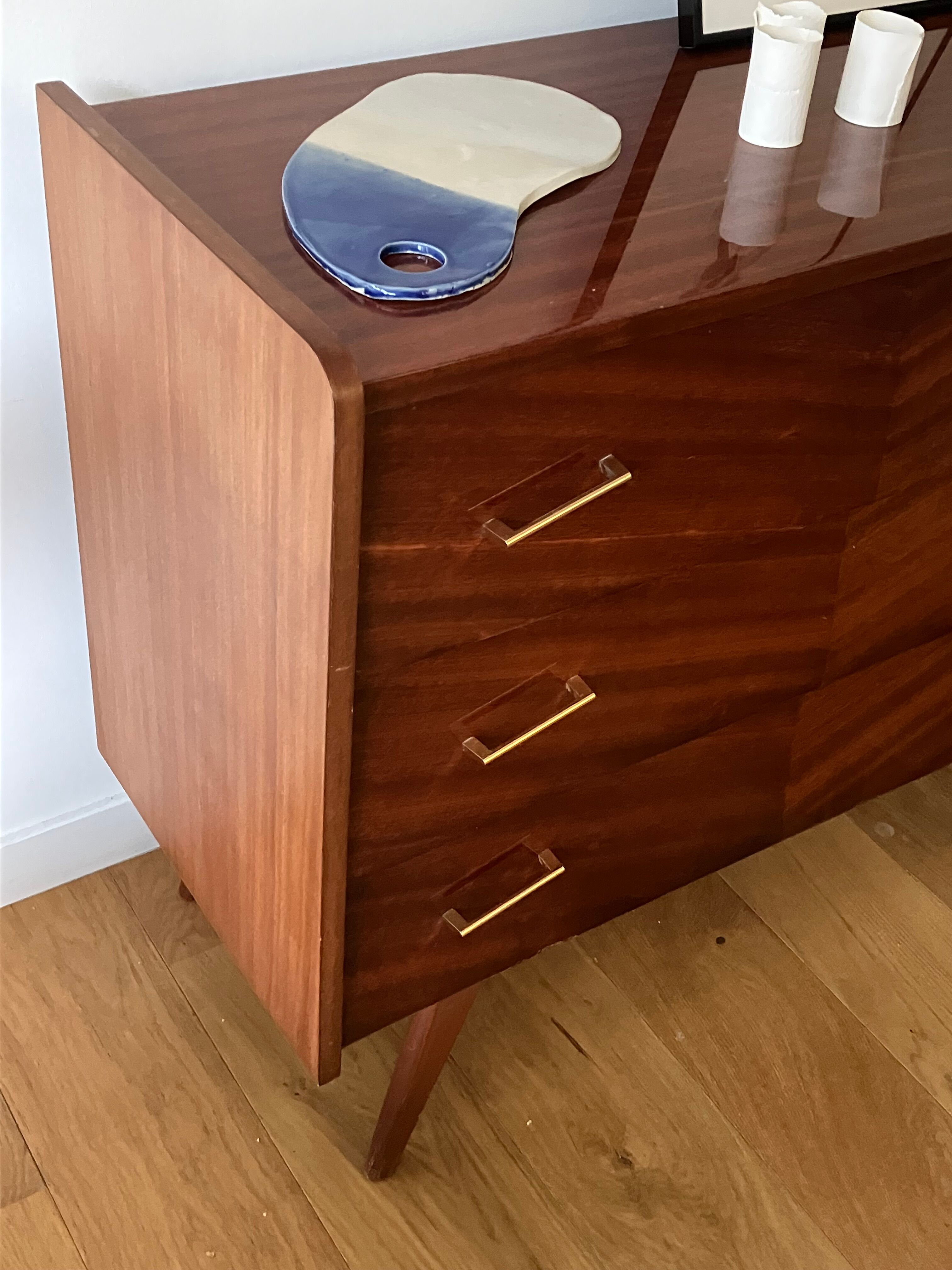 Vintage chest of drawers