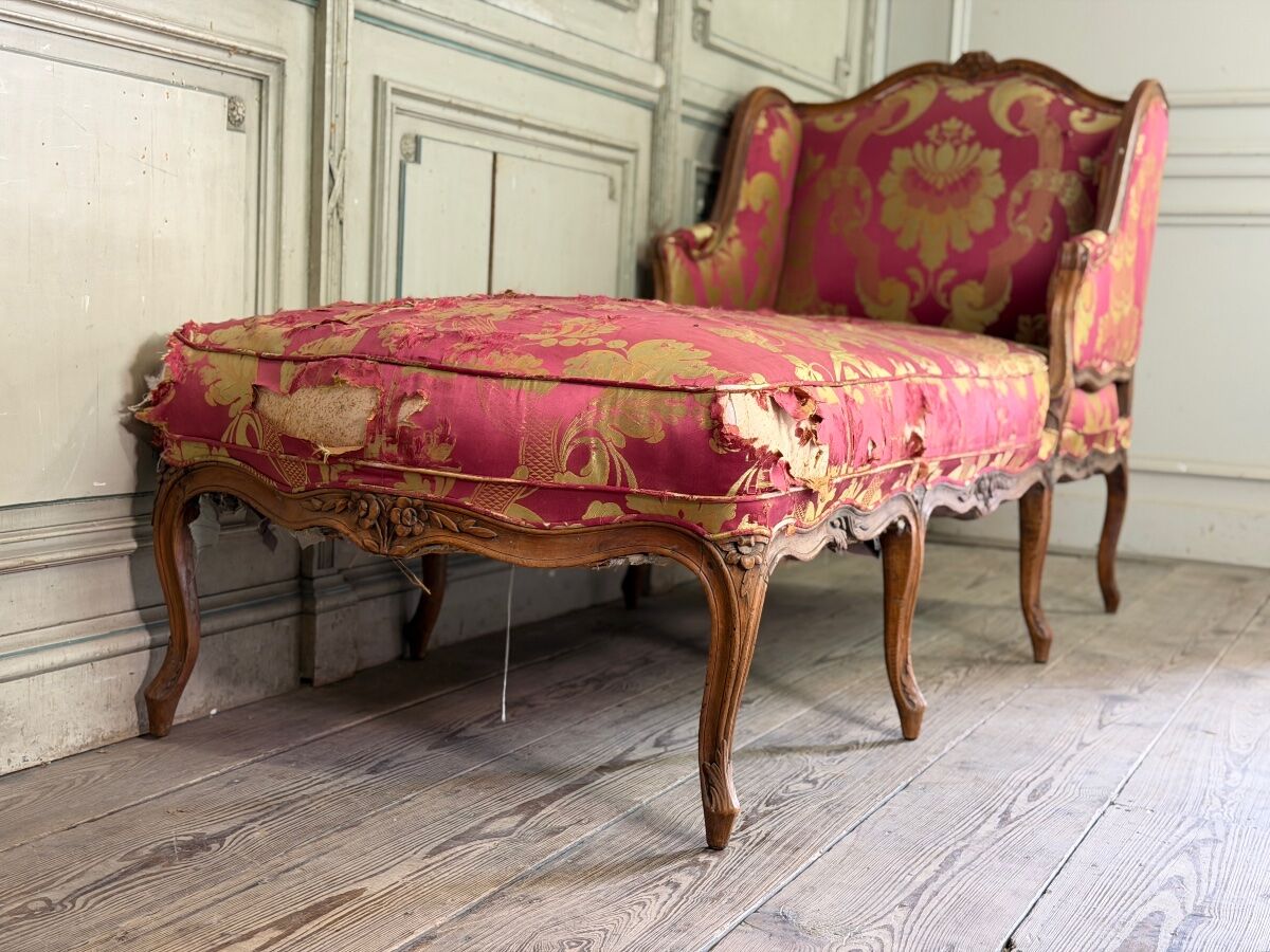 Louis XV meridian in carved wood, 18th century