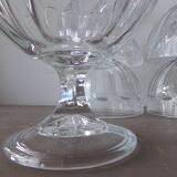 6 ice cream or dessert cups on foot