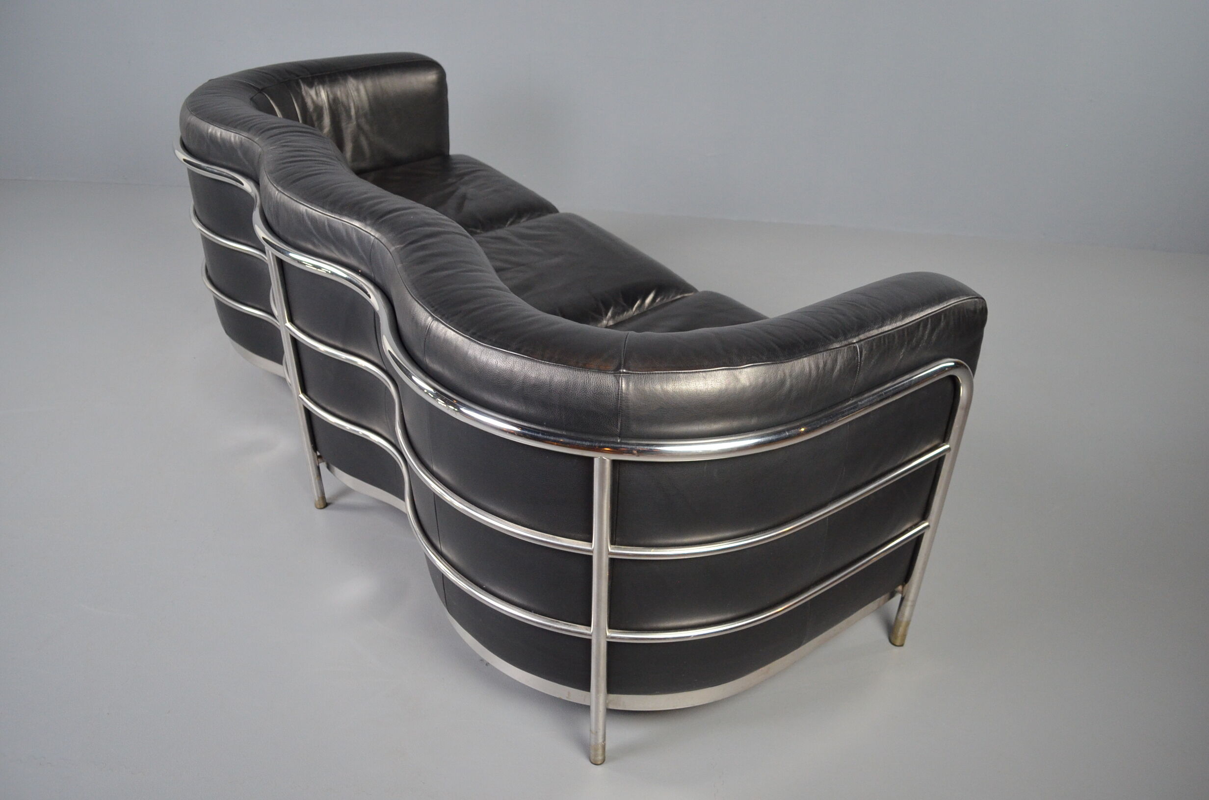 Zanotta 'Onda' 3-seater sofa in black leather