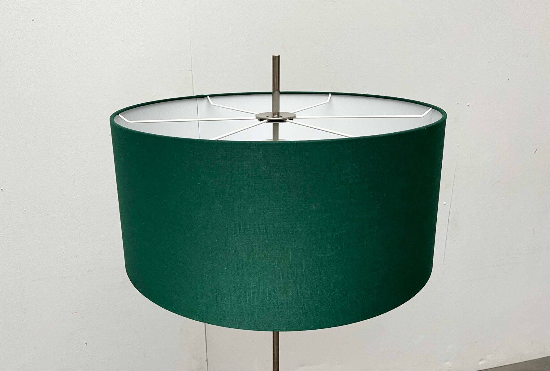Mid-century minimalist floor lamp by Kaiser Leuchten, 1960s.
