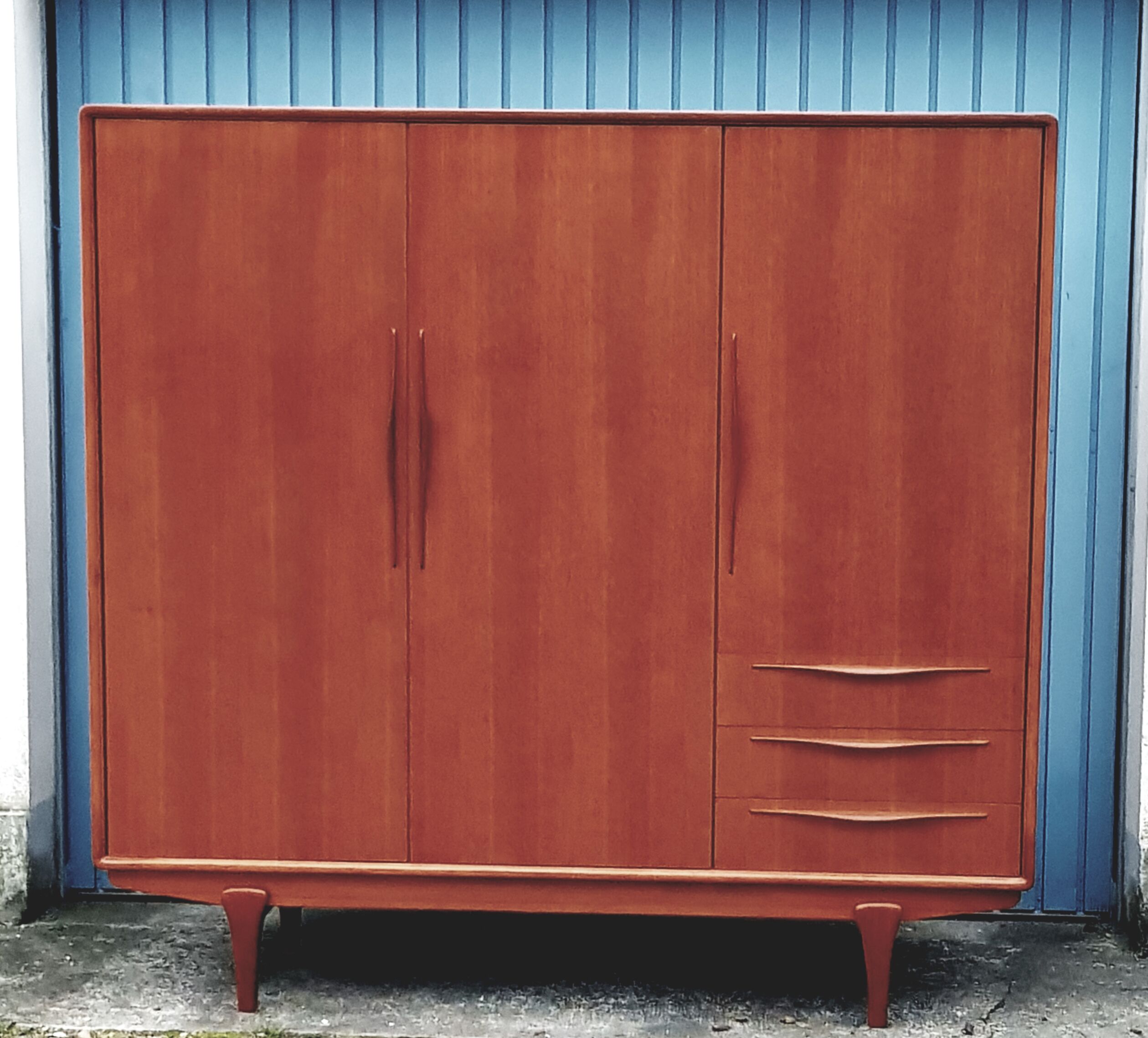 Armoire scandinave en teck