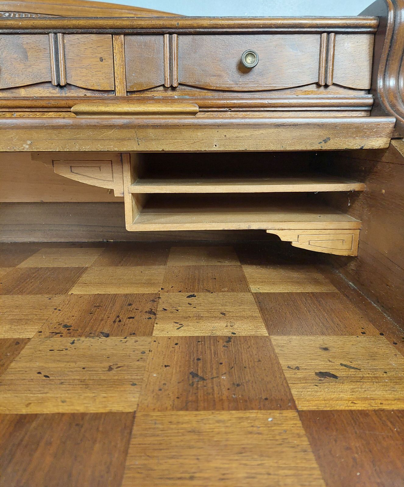 Art deco cylinder lady desk