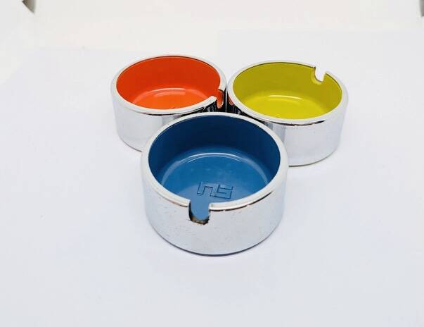 Cendrier de designer années 1970