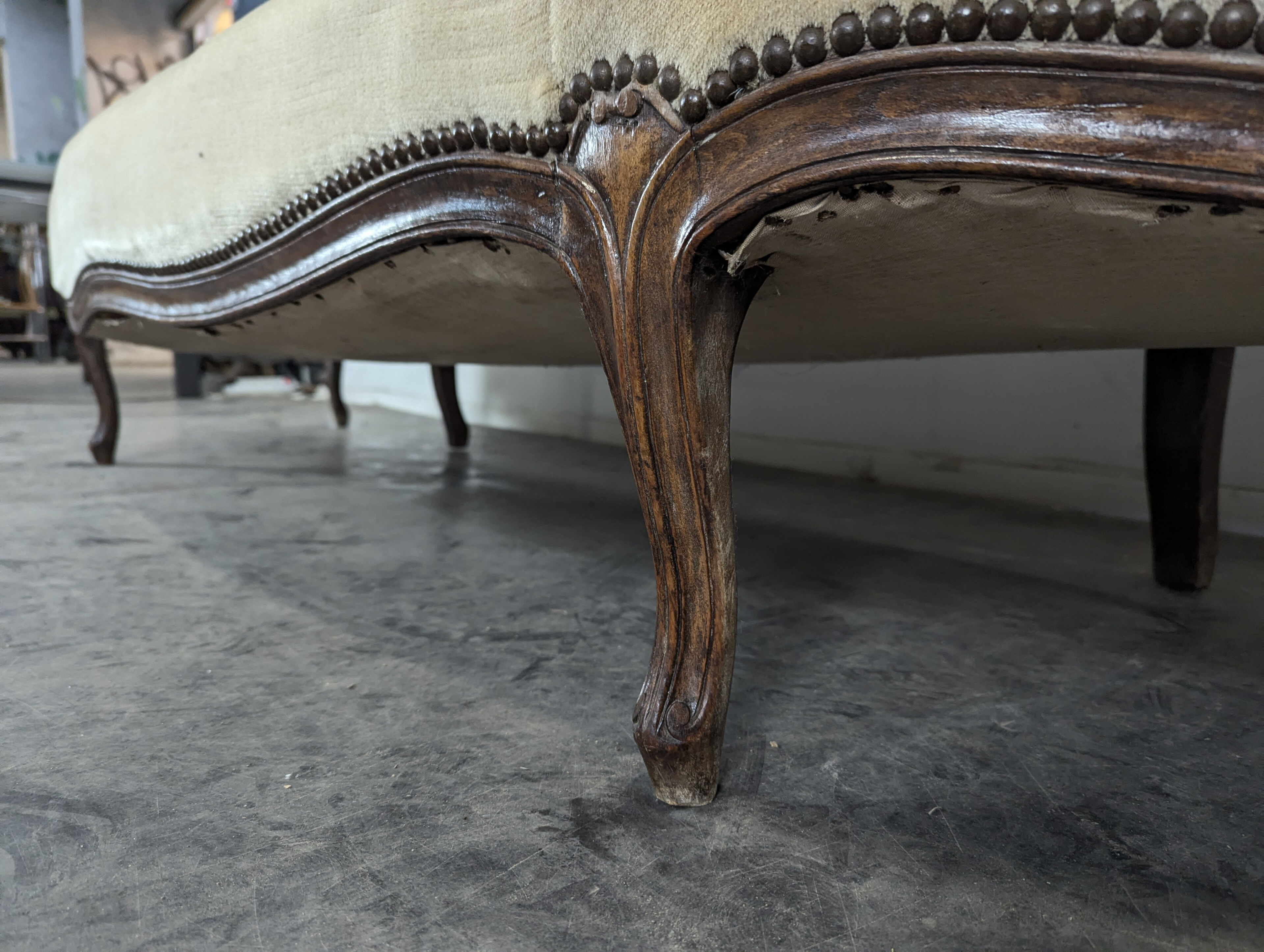 Louis XV Style Hotel Hall Bench