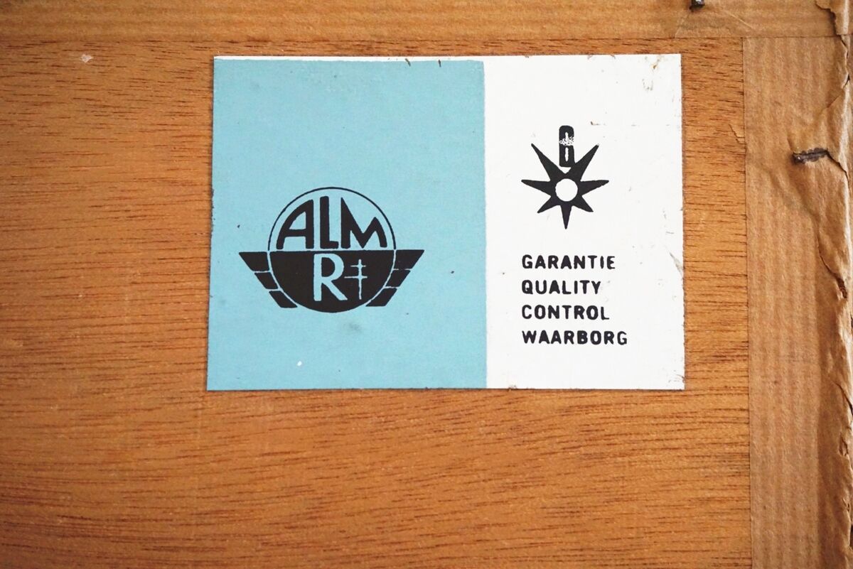 Furniture vanity dresser mirror triptych