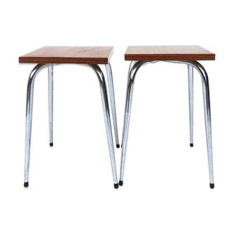 Lot 2 square stools
