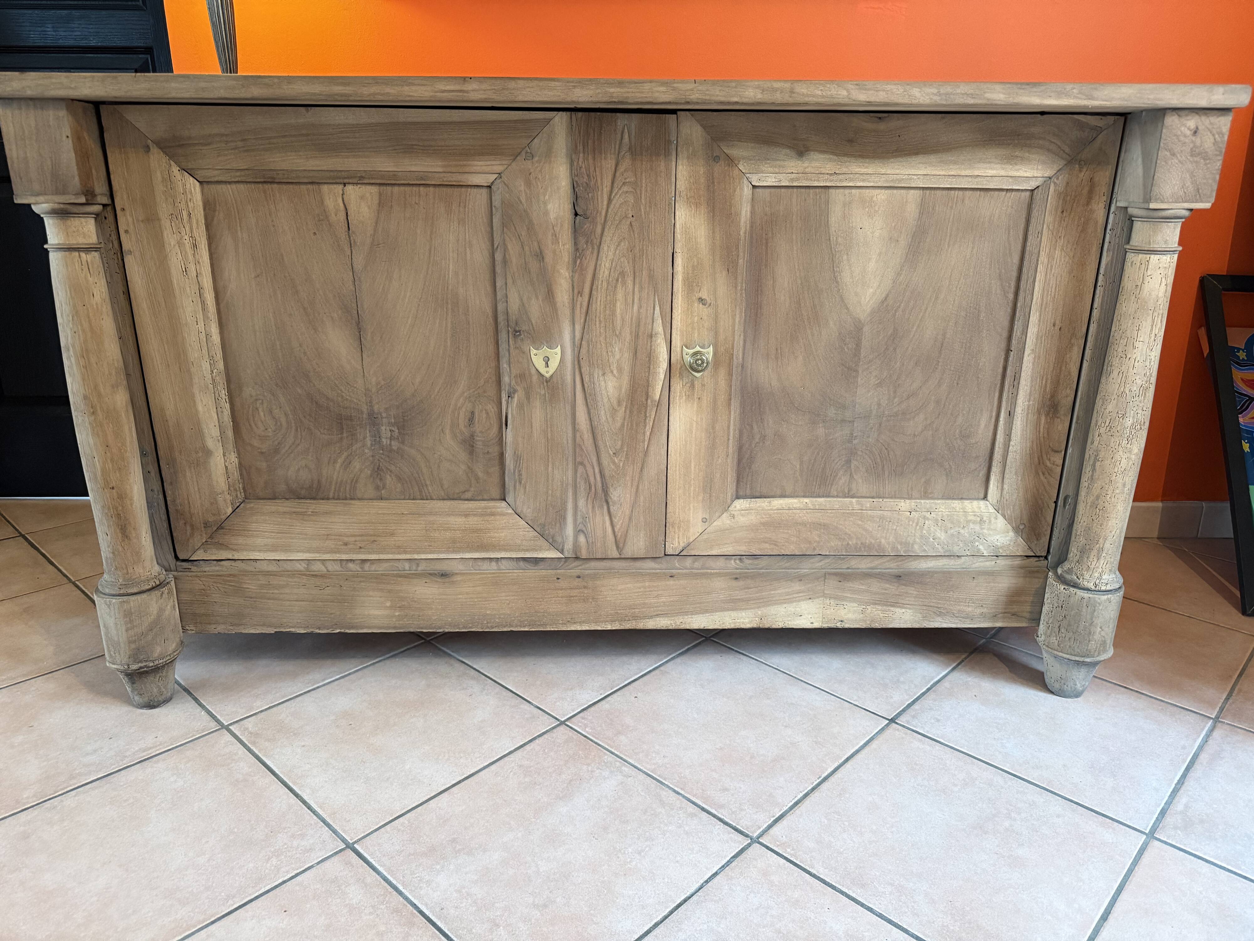 Grand Buffet with Empire spirit