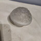Moulded glass bonbonnière