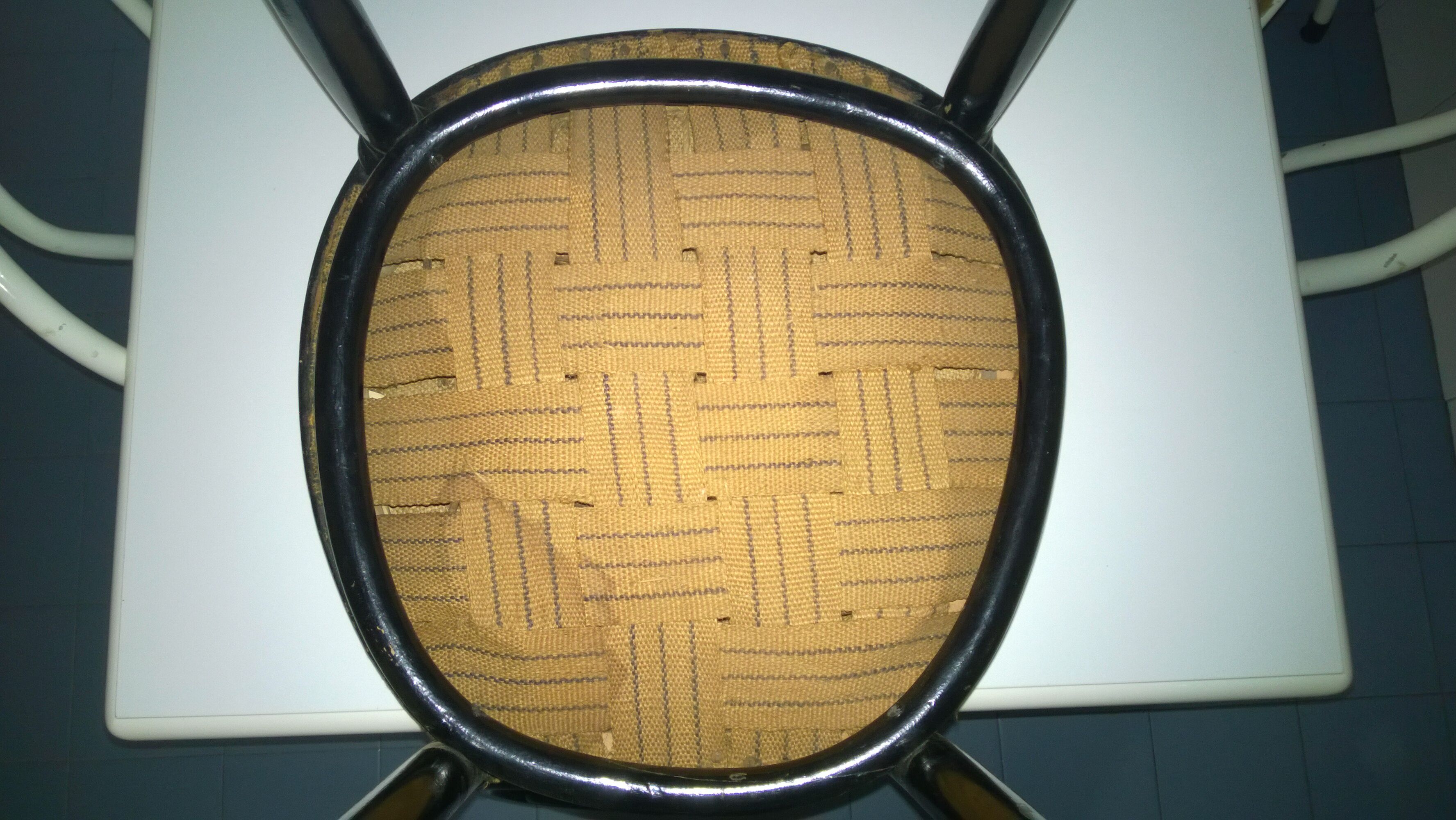 Chaise Thonet numéro 4 de 1861 à 1865