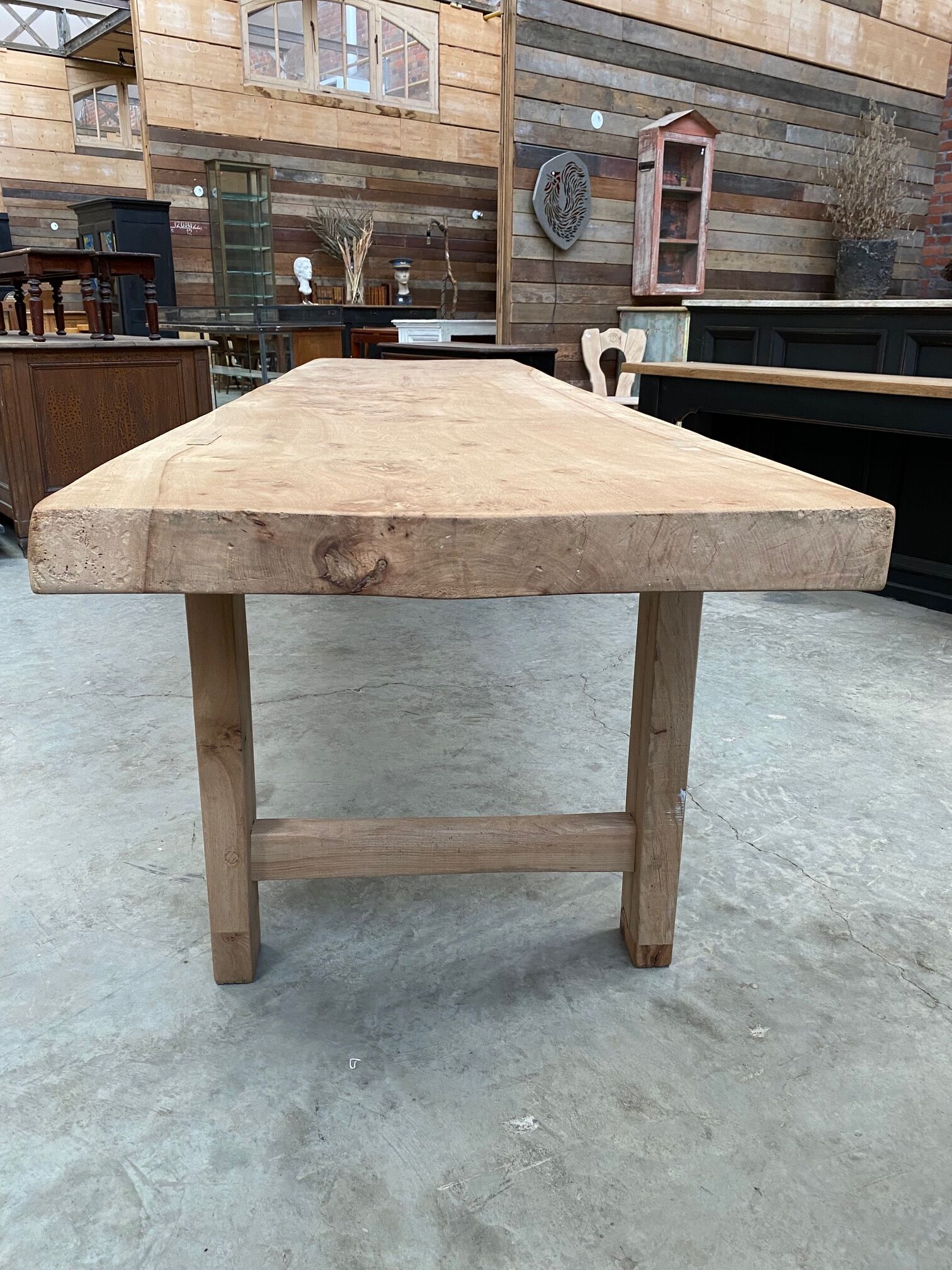 Table d’office en orme années 60