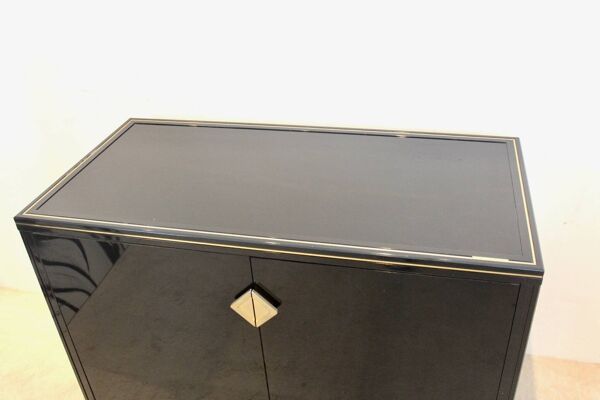 Armoire française laquée noire avec étagères Pierre Vandel Paris