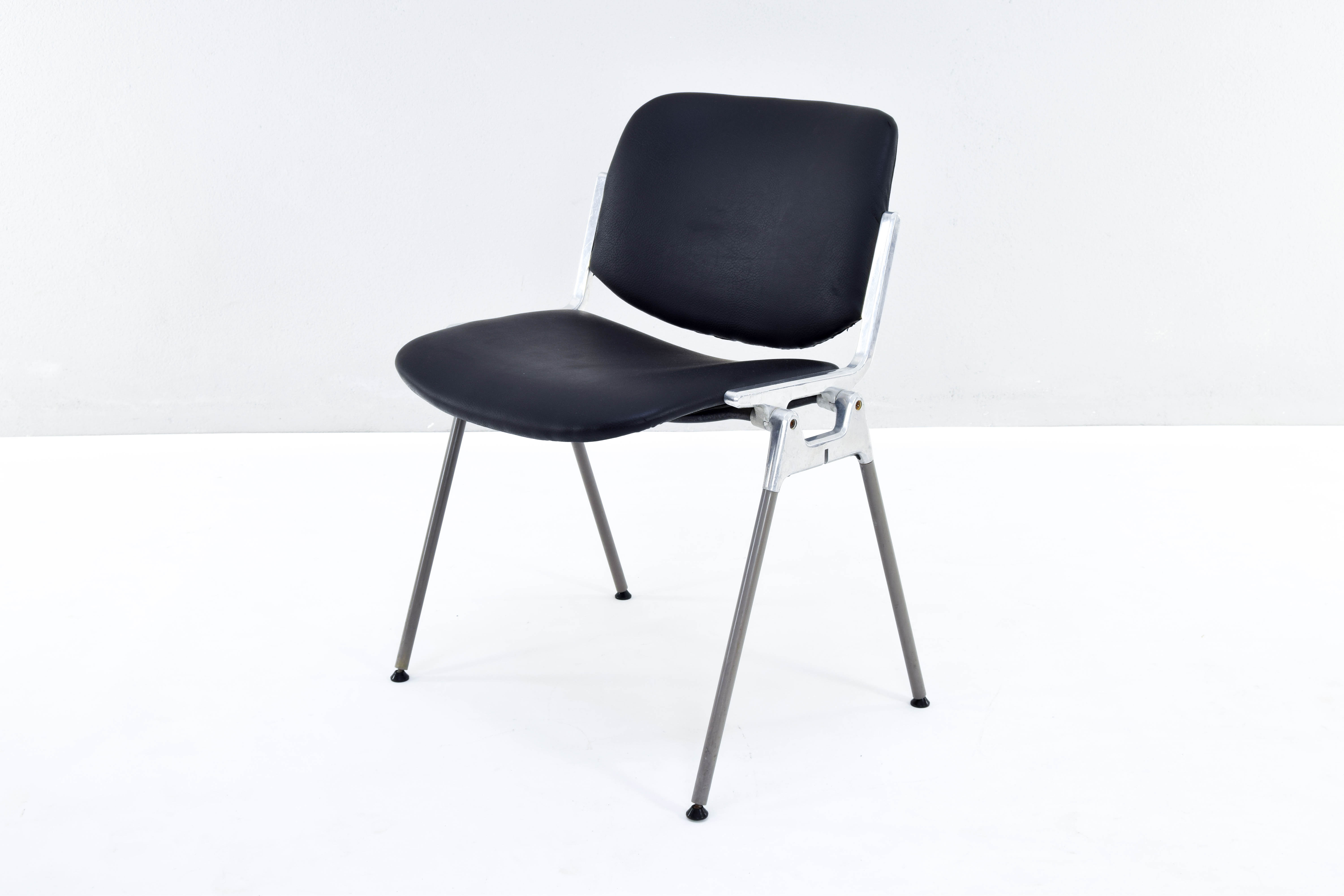 DSC 106 Italian modern chairs by Giancarlo Piretti for Castelli