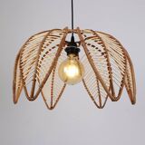 Lotus pendant light