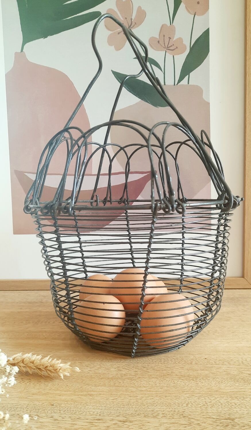 Vintage salad basket