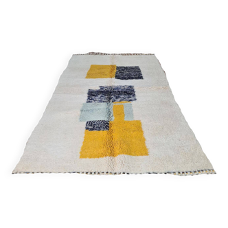 Handmade wool Berber rug 250 x 150 cm