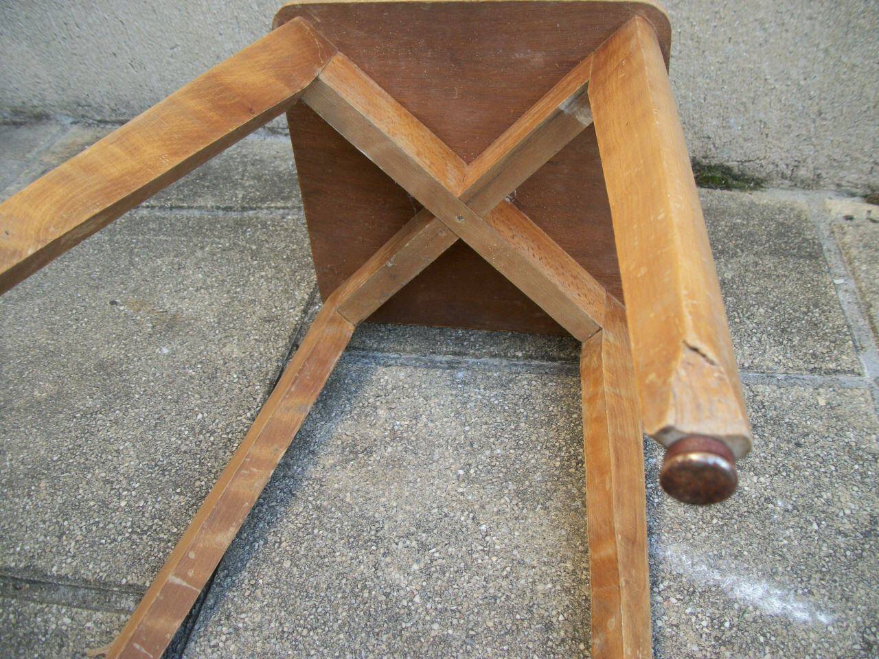 Vintage stool with compass feet