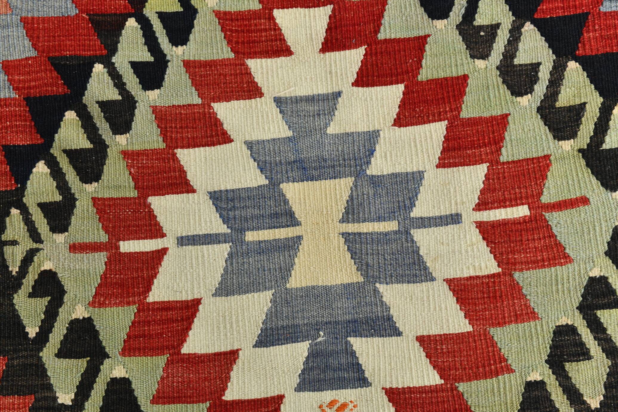 6x10 Green & Red Tribal Vintage Kilim Rug, 199x320Cm