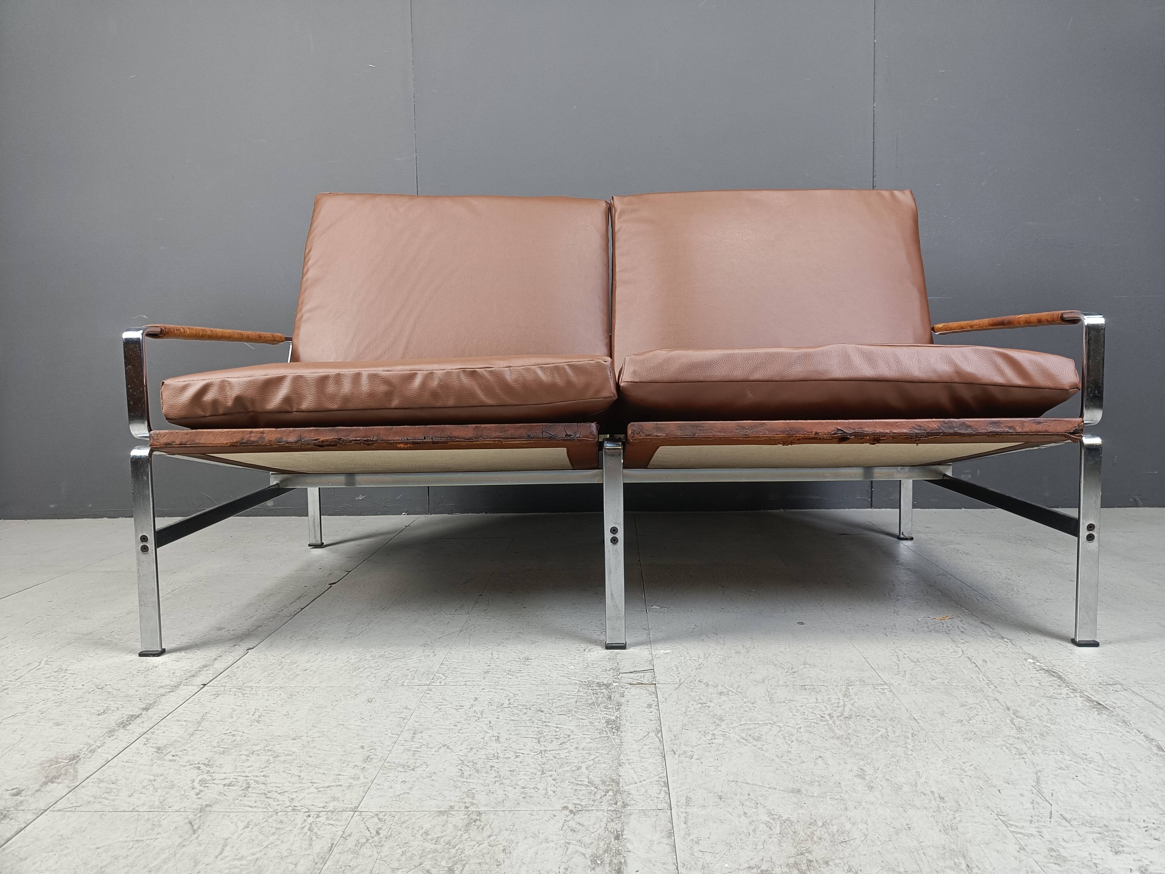 Vintage FK 6720 sofa by Fabricius & Kastholm for Kill International
