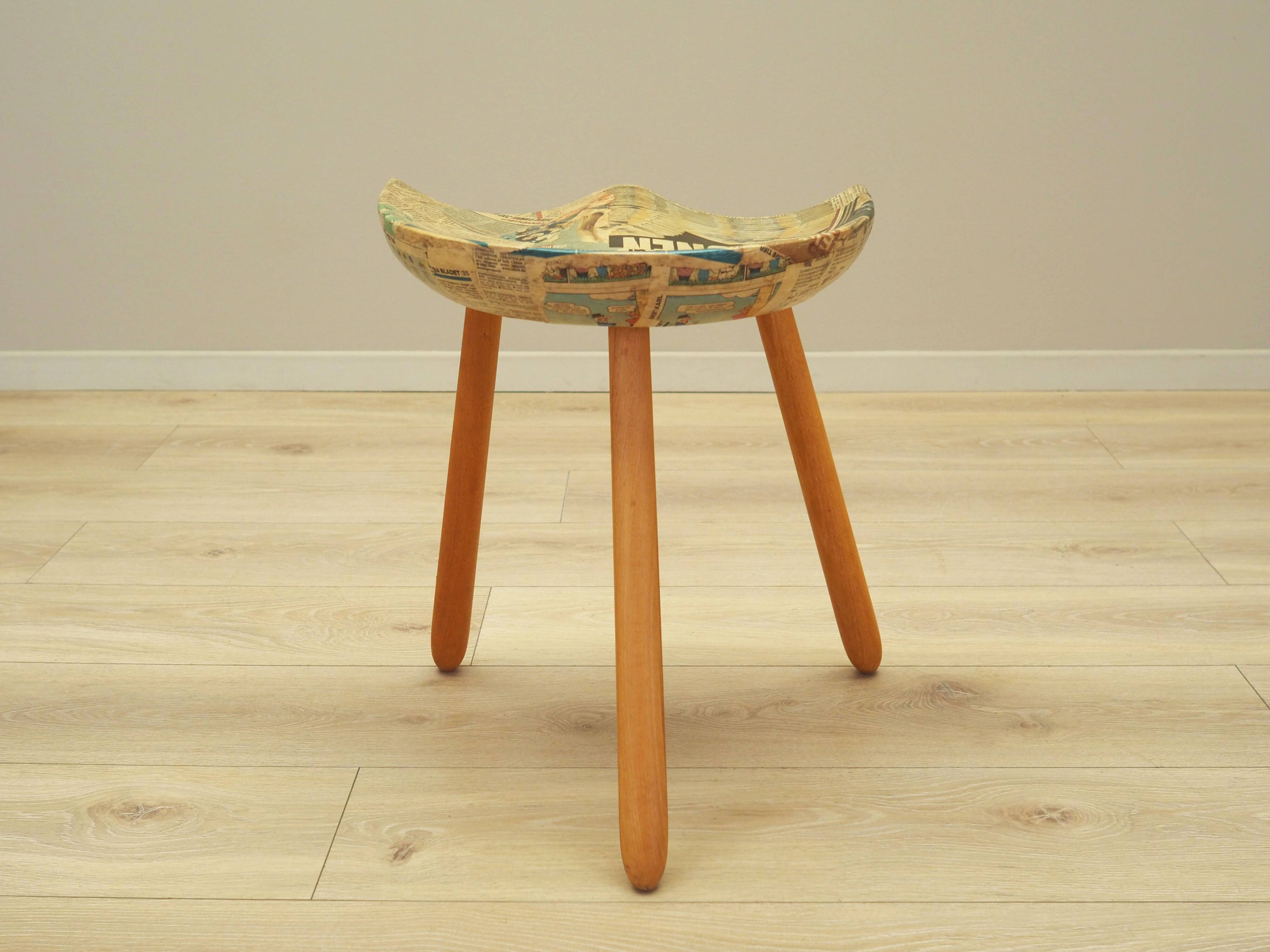 Tripod stool, Danish design, 1950s, designer: Arne Hovmand-Olsen