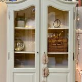 Vintage display case in Caiman green