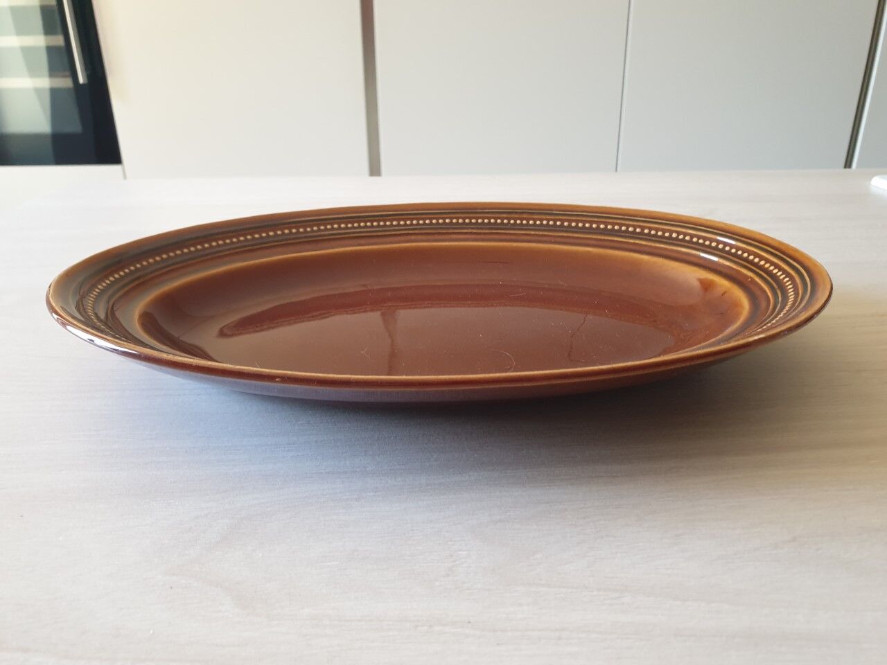 Oval dish St Amand