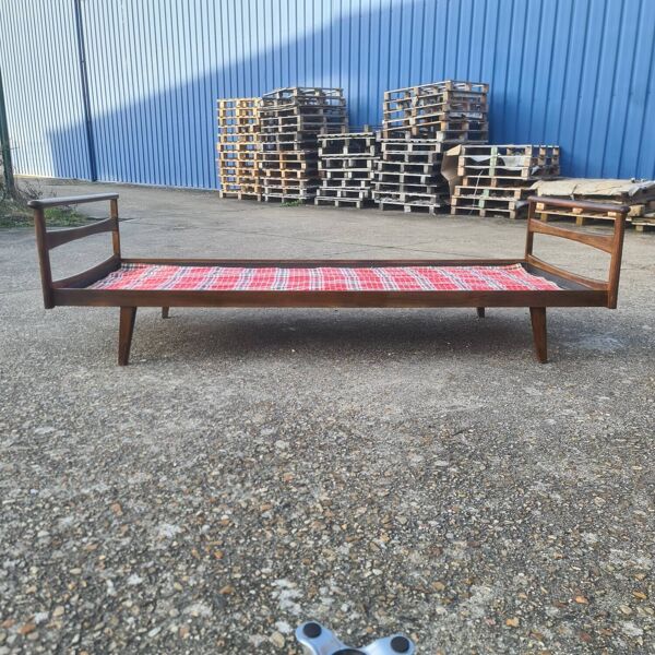 Lit 1 place, daybed scandinave en teck pied compas 1960