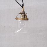 Paire de pendentifs en verre et laiton française du milieu du siècle