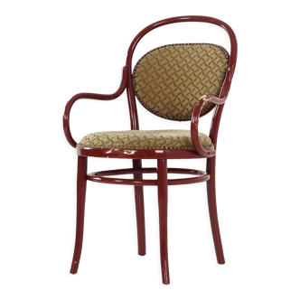 Chaise conçue par Thonet