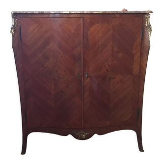 Armoire en marqueterie avec dessus en marbre