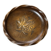 Corbeille en bois sculpté à décor de grappes de raisins – Années 60