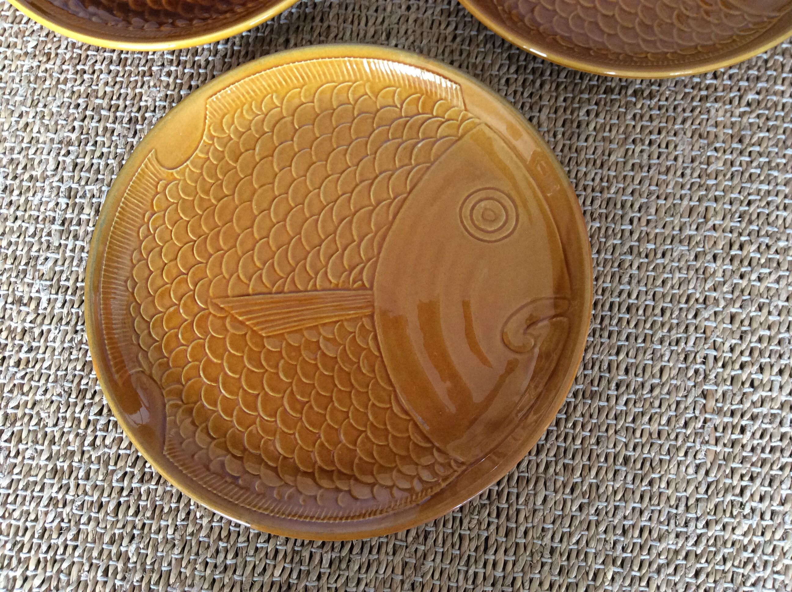 3 fish plates