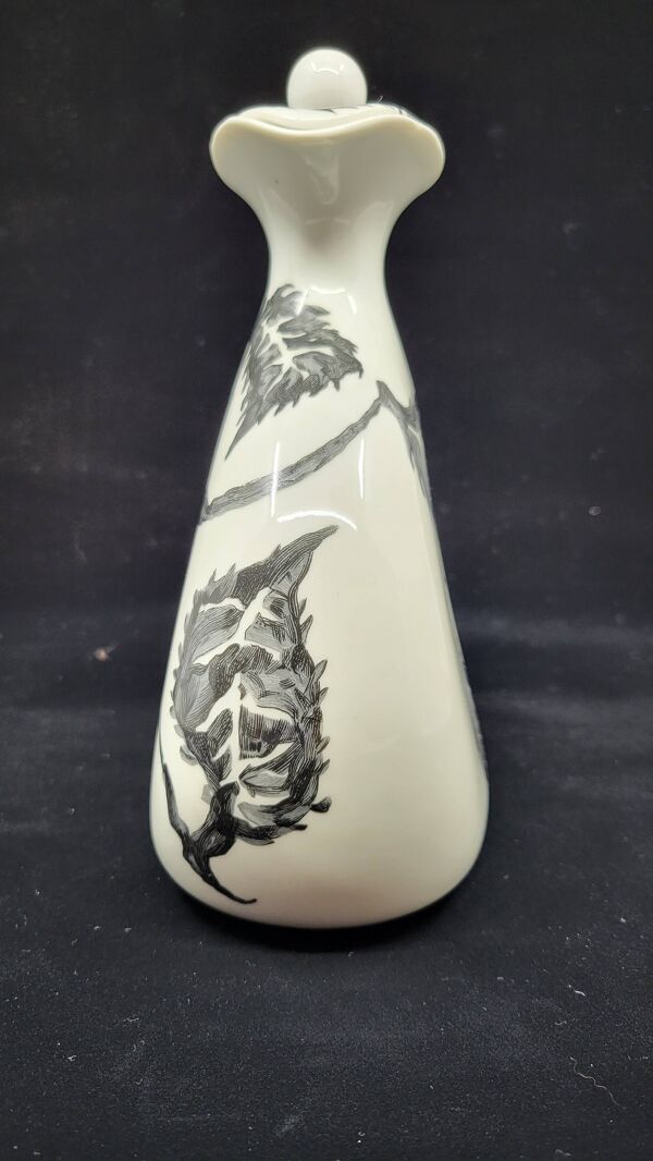 Bouteille Jean Lurçat en porcelaine par Haviland Limoges, France
