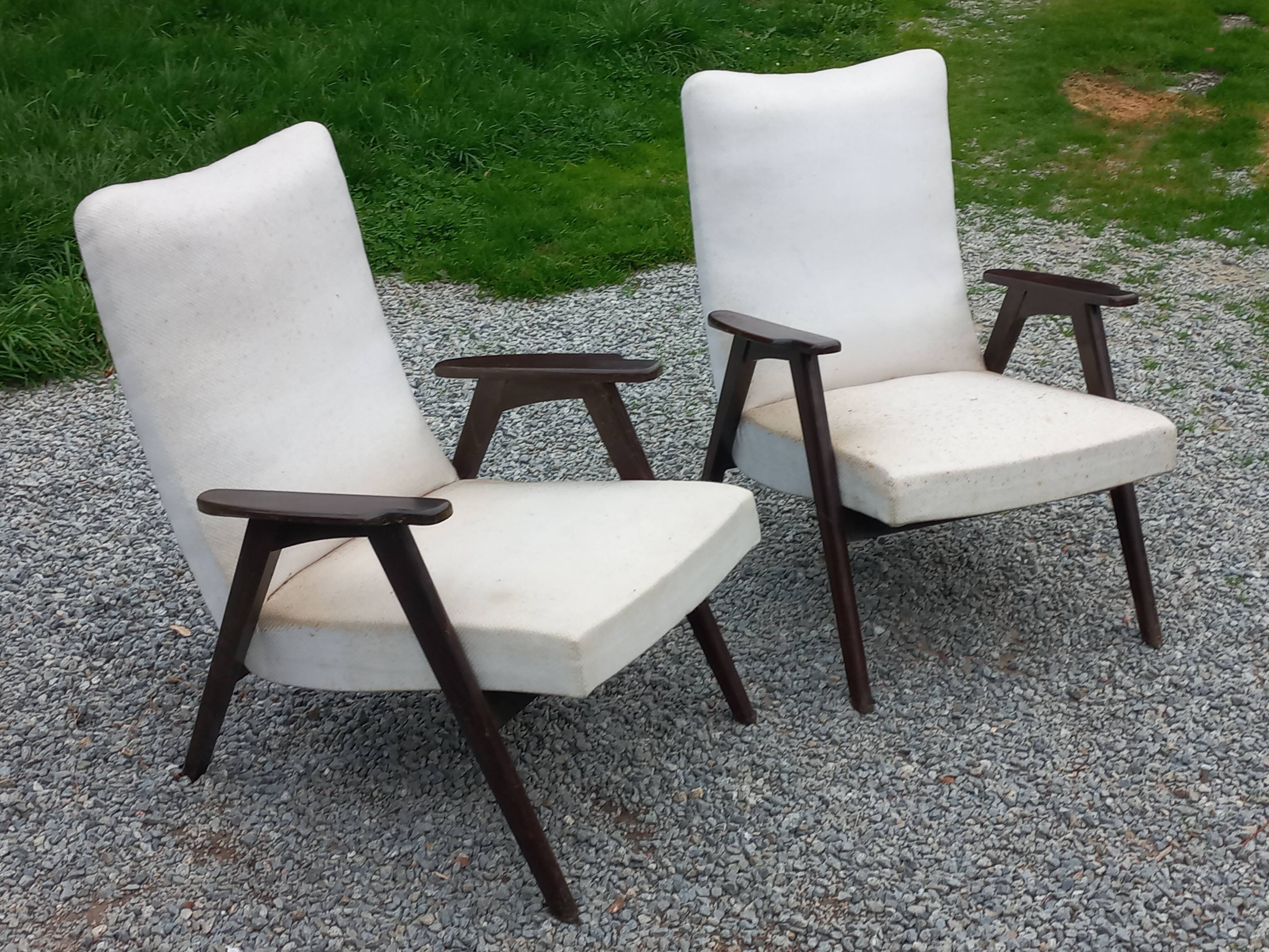 Pair of Scandinavian-style armchairs with splayed legs from the 1950s