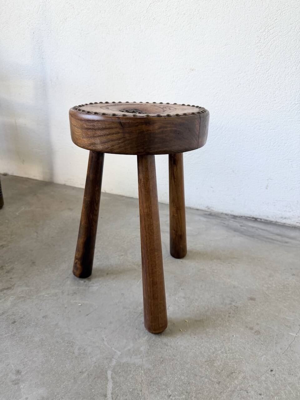 Three-legged shepherd stool oak