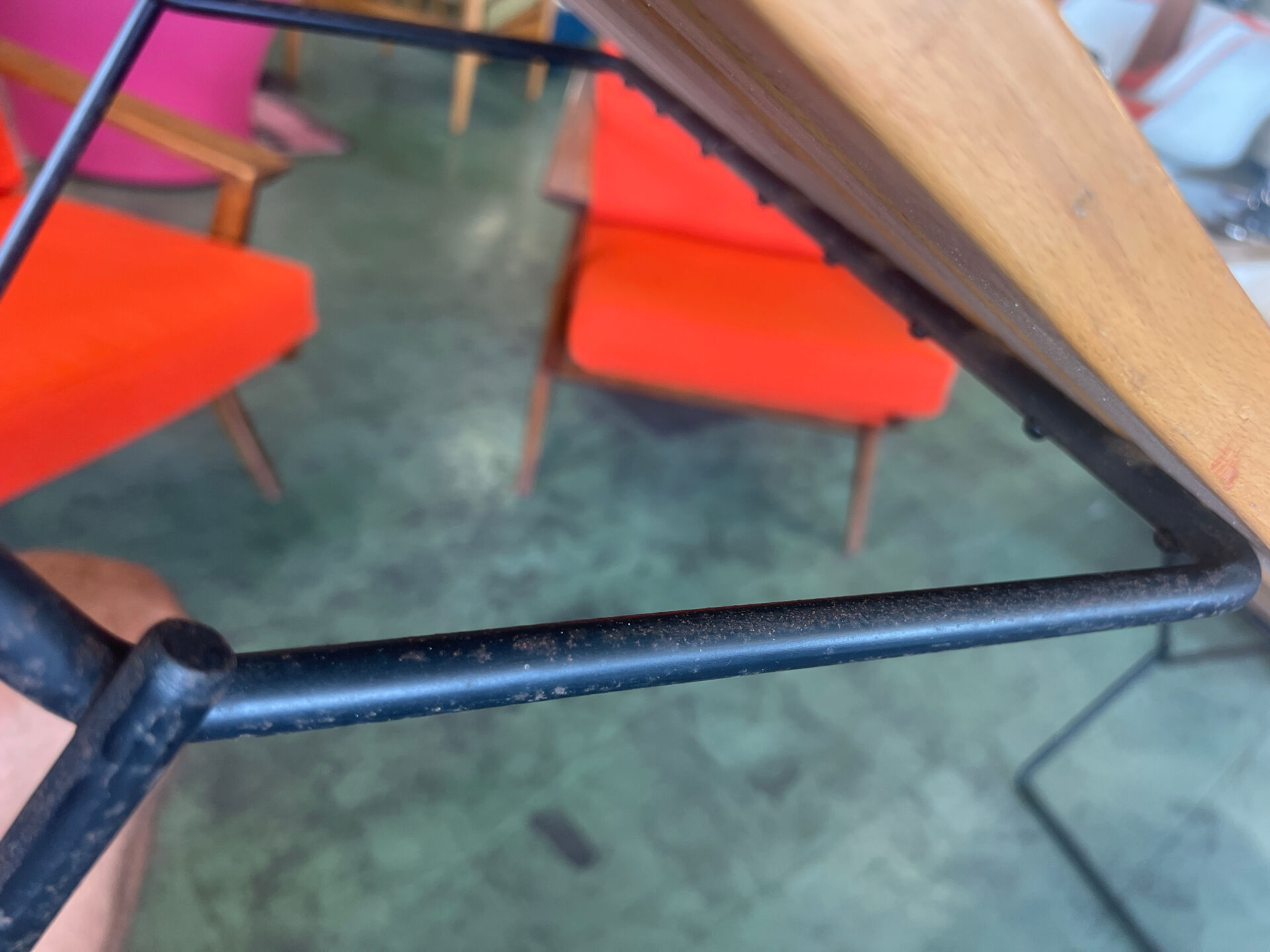 "Bertoia" bench Knoll