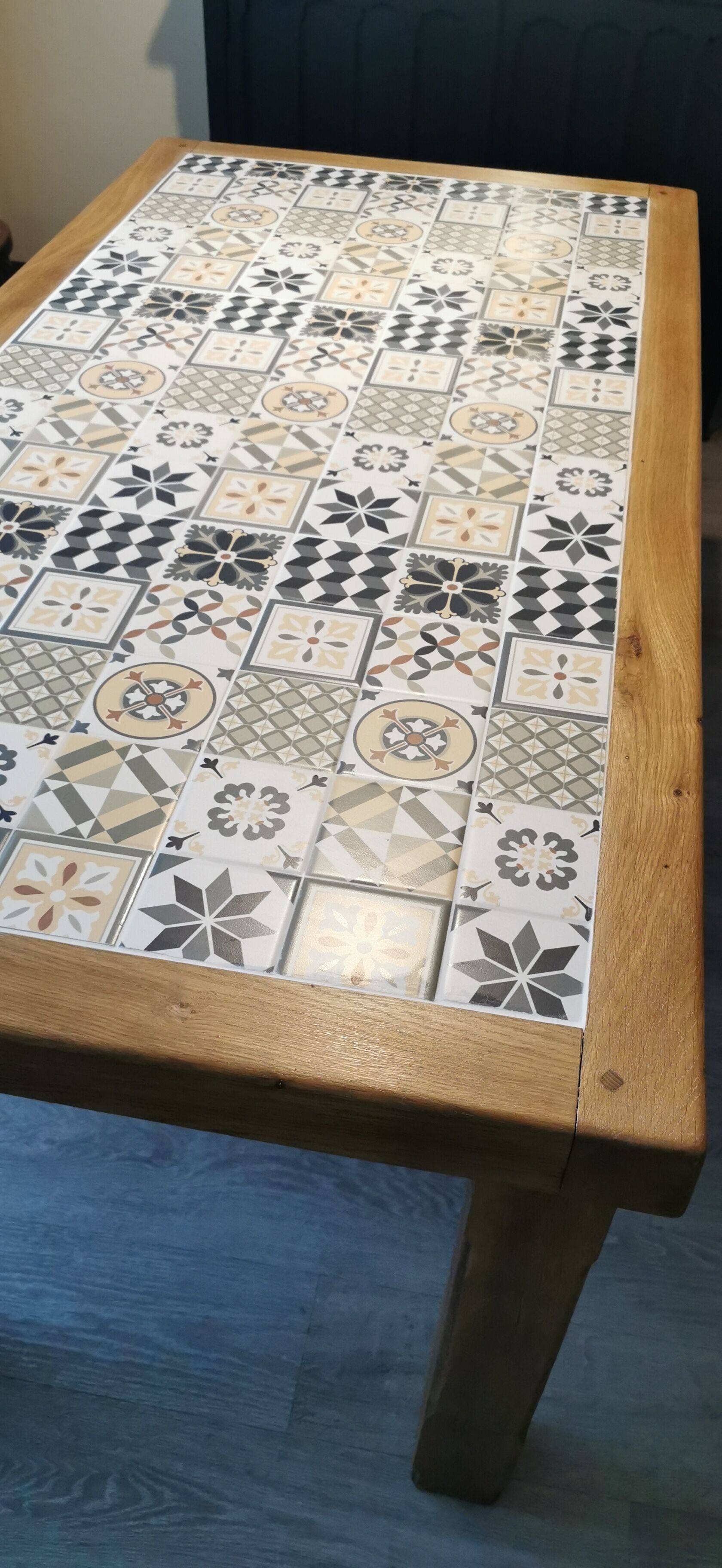 Farmhouse table cement tiles